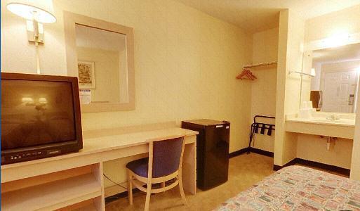 Americas Best Value Inn And Suites Carbondale Cameră foto