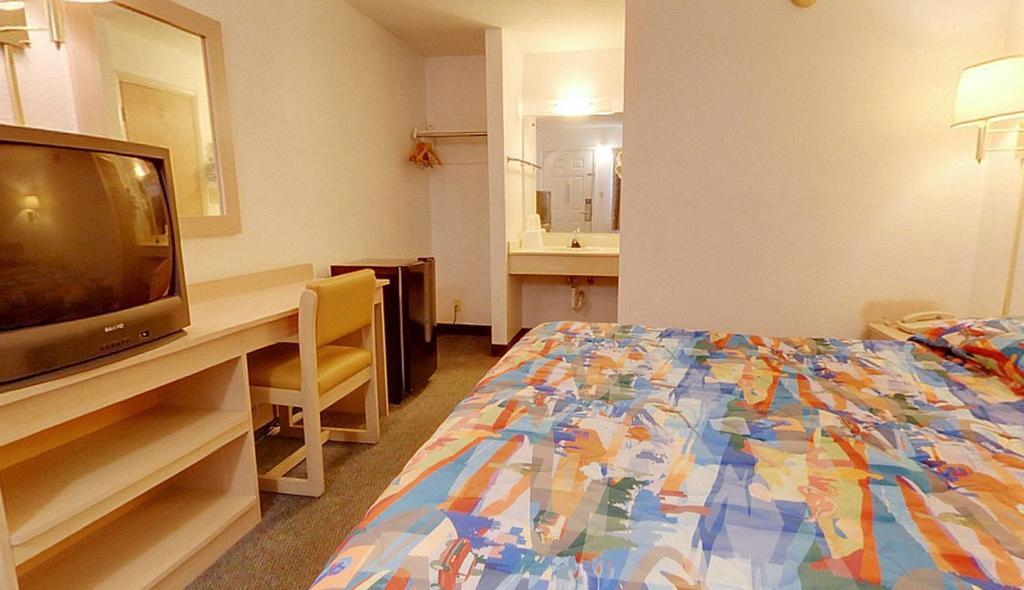 Americas Best Value Inn And Suites Carbondale Cameră foto
